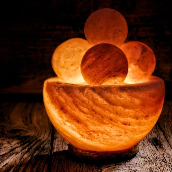 Himalaya-Salzlampen mit 4 Massagebällen aus Salz